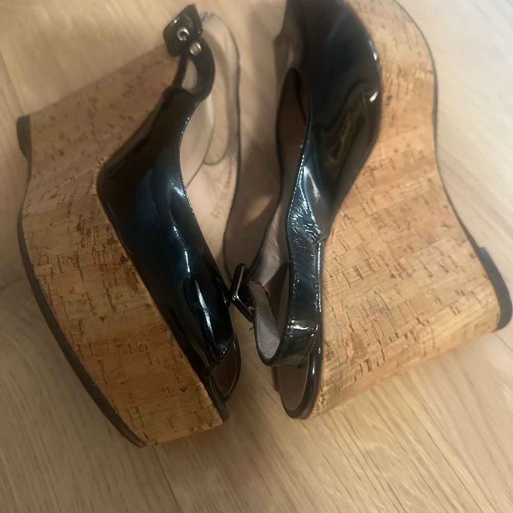 Stuart Weitzman Black Patent leather sandals SZ 8